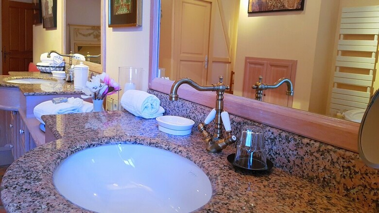 Bed & Breakfast Le Caf� Du Village
