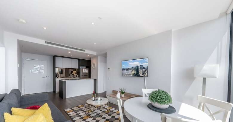 Melbourne Private Apartments - Collins Wharf Waterfront, Docklands