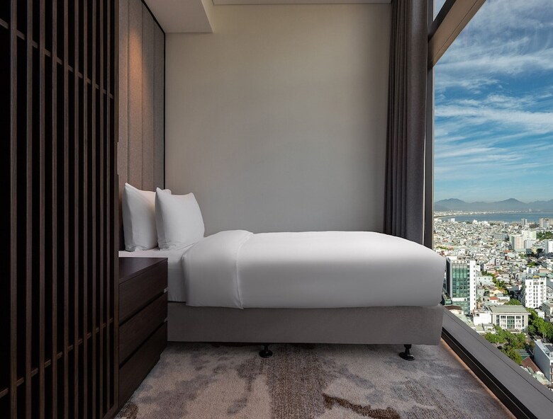 Hotel Crowne Plaza Danang City Centre By Ihg