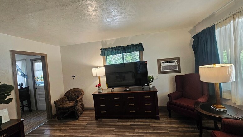 Cedar Lodge Motel