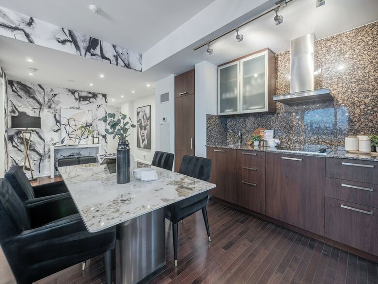 Aparthotel Stallion Suites Opp Cn Tower & Scotiabank Arena