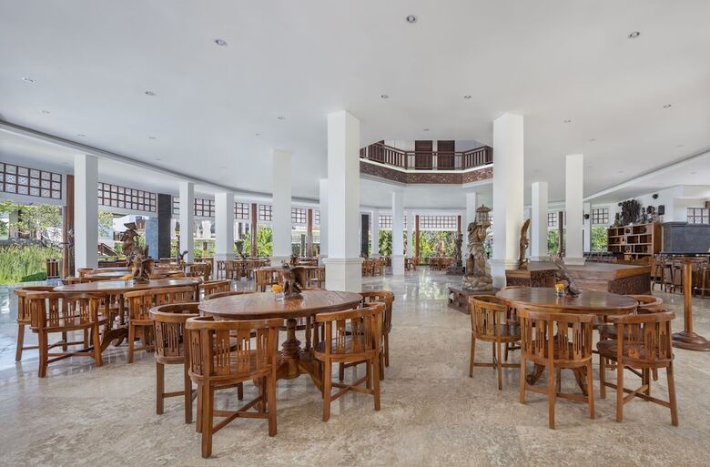 Hotel Swan Paradise A Pramana Experience