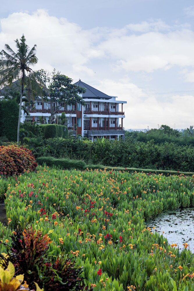 Hotel Swan Paradise A Pramana Experience