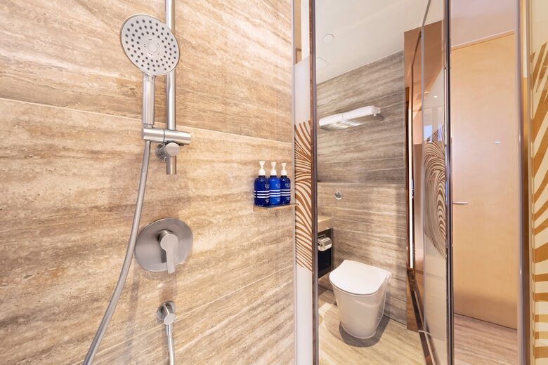 Regala Skycity Hotel By Regal Hotels