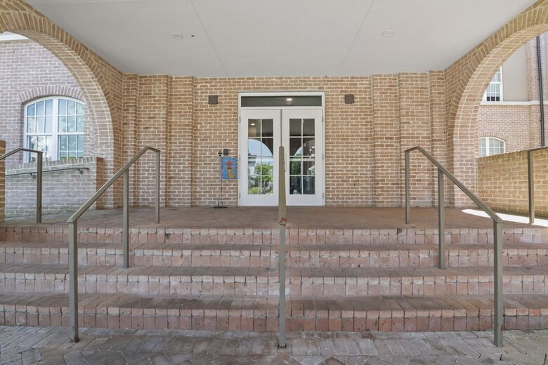 Aparthotel Bywater Suite Hotel