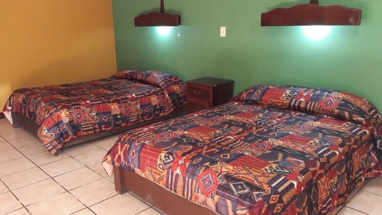Hotel Hacienda Escondida