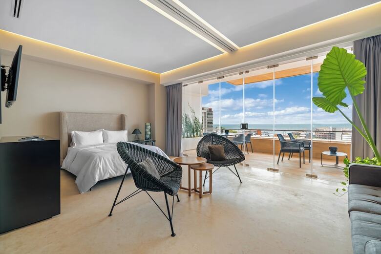 Aparthotel Maxwell Collection Romantic Zone