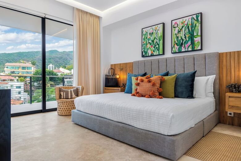 Aparthotel Maxwell Collection Romantic Zone