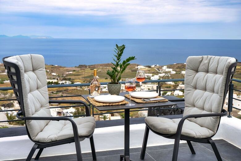 Hotel Venus Sunrise Suites & Villas