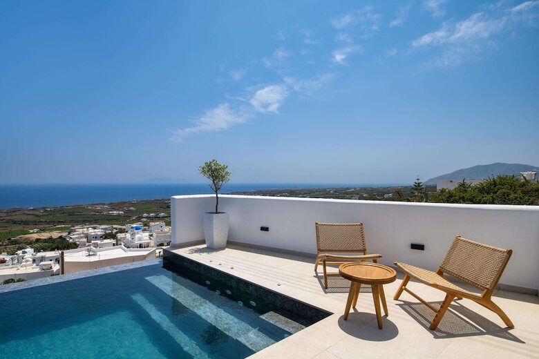 Hotel Venus Sunrise Suites & Villas