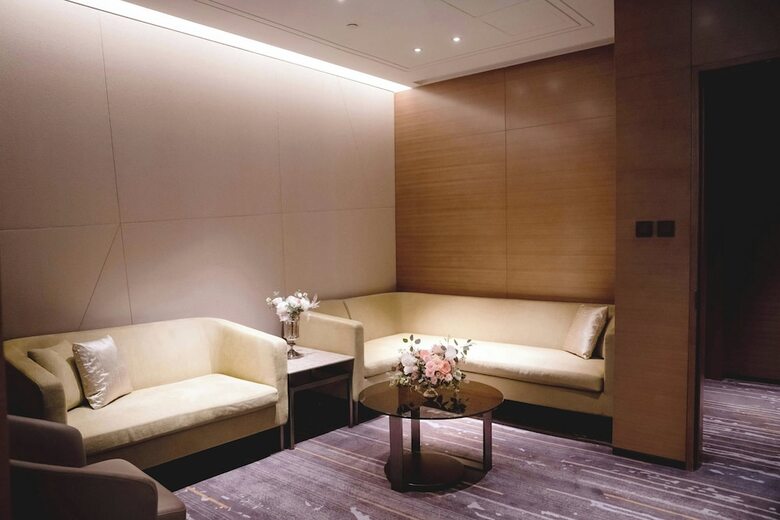Sheraton Hong Kong Tung Chung Hotel