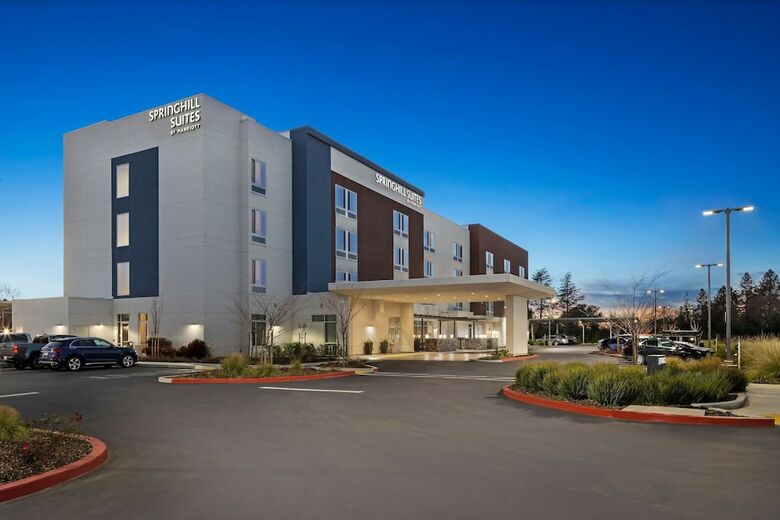 Hotel Springhill Suites By Marriott West Sacramento