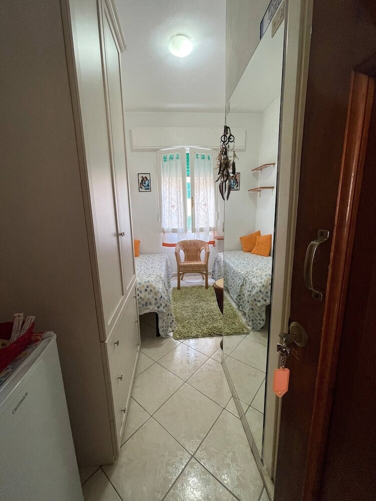 Room-giuly's Room Porto Santo Stefano