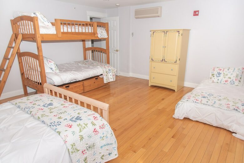 Posada Inn On Peaks Island