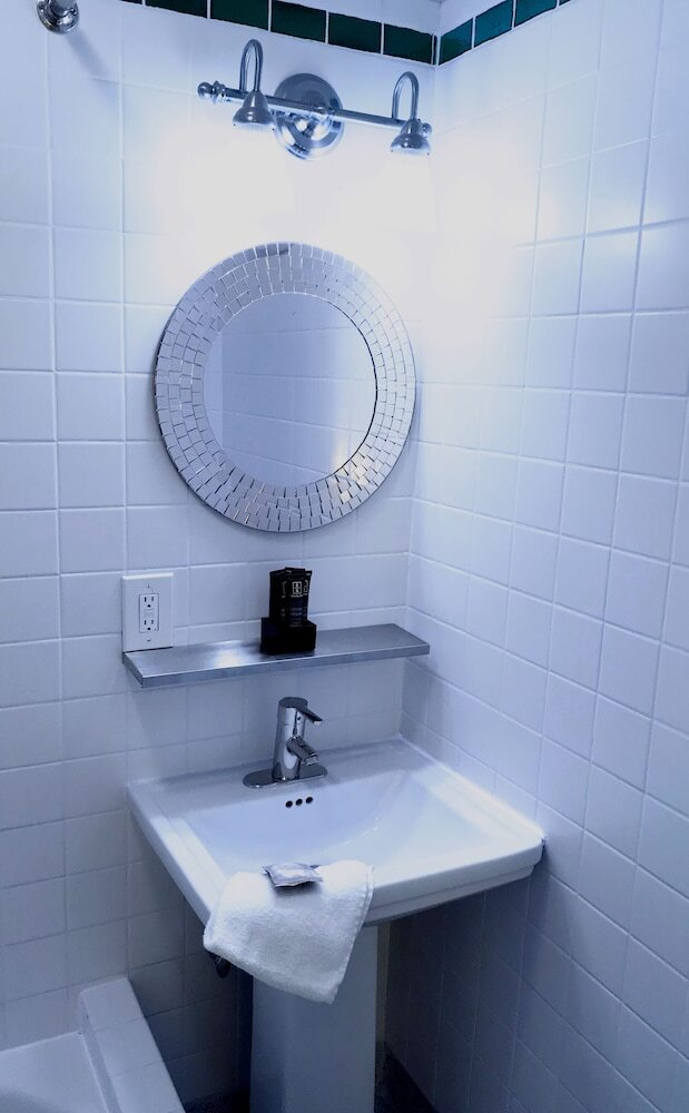 Touchstone Hotel - City Center