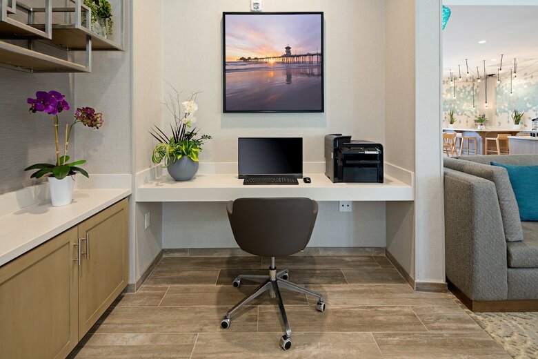 Hotel Staybridge Suites Long Beach Airport By Ihg