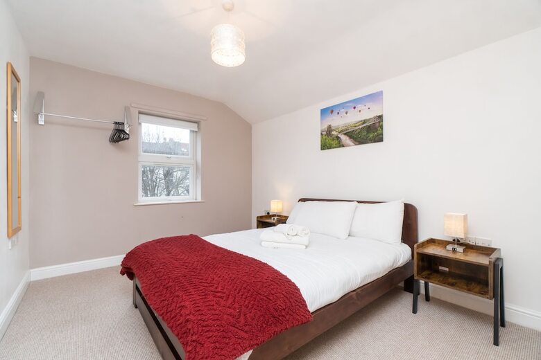 Apartamentos Homely And Modern Maisonette In Vibrant Bristol