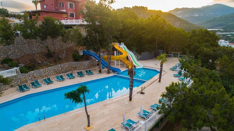 Hotel Senza Garden Holiday Club