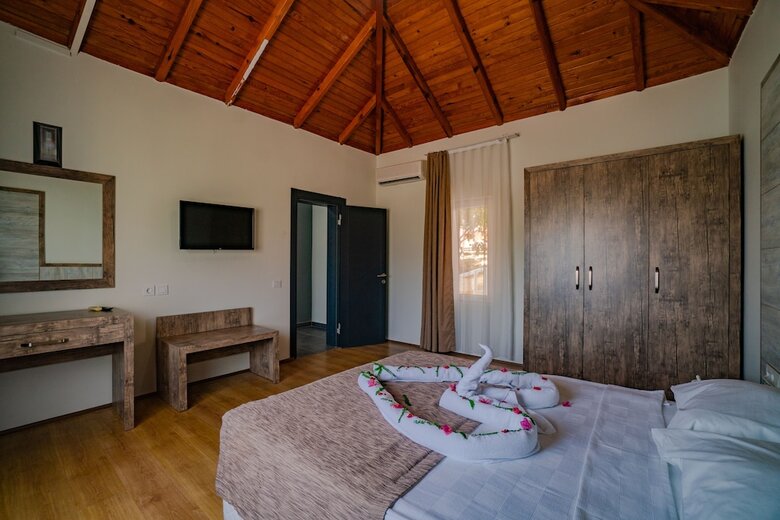 Hotel Senza Garden Holiday Club