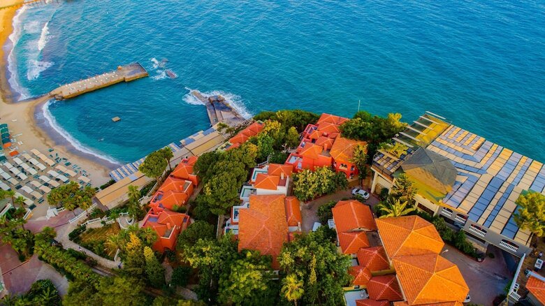Hotel Senza Garden Holiday Club