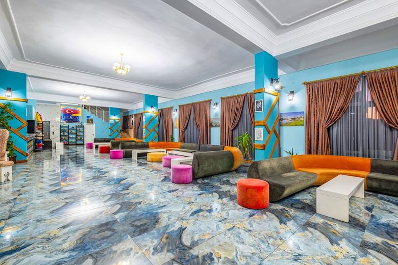 Hotel Senza Garden Holiday Club