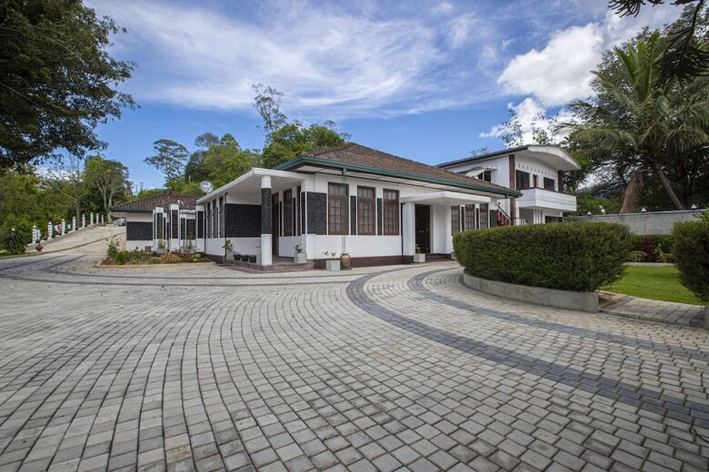 Bed & Breakfast Bandarawela City Bungalow