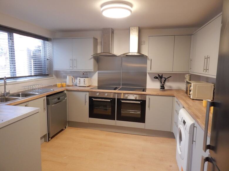 Brookfield En-suite Rooms