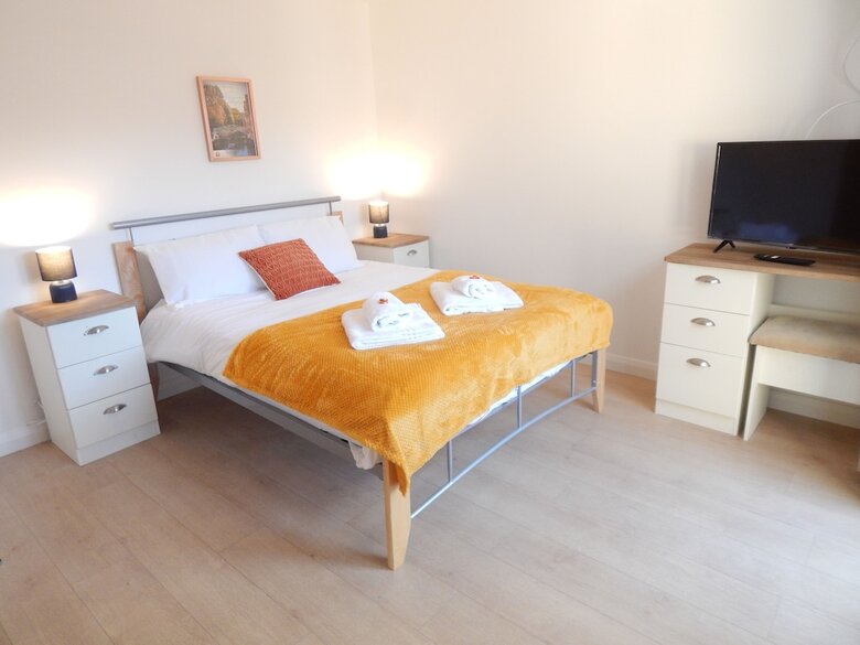 Brookfield En-suite Rooms