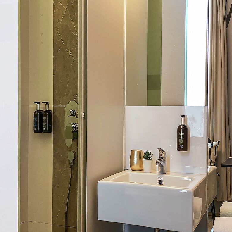 Hotel St Signature Bugis Beach, Dayuse, 5 Hours: 4pm-9pm