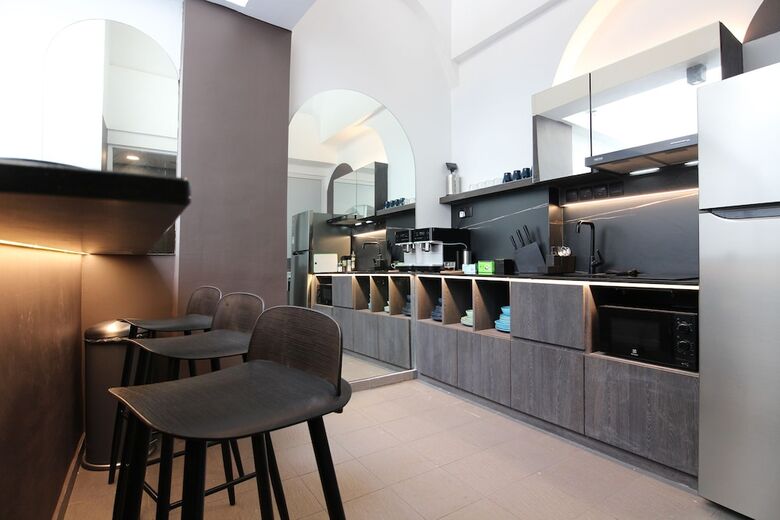 Hotel St Signature Bugis Beach, Dayuse, 5 Hours: 4pm-9pm