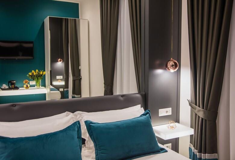 Bed & Breakfast La Lepre Napoli