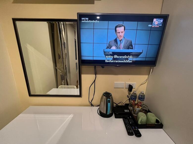 Hotel V Check Inn Sukhumvit 22