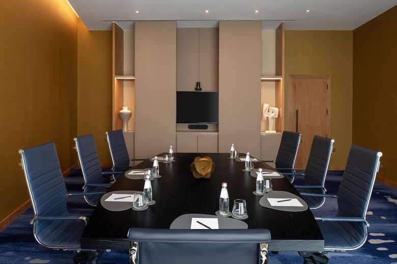 Abesq Doha Hotel And Residences - An Ihg Hotel