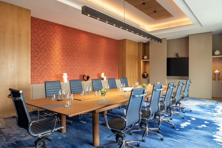 Abesq Doha Hotel And Residences - An Ihg Hotel