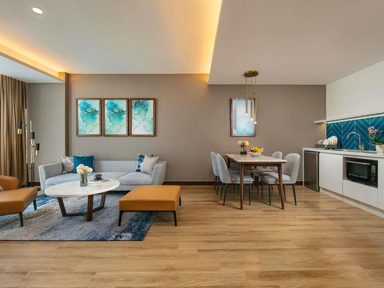 Hotel M�venpick Living West Hanoi