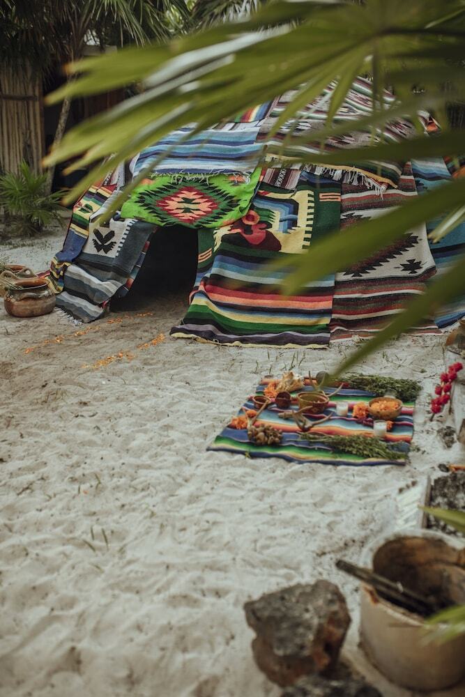 Hotel Glamp Ikal Tulum
