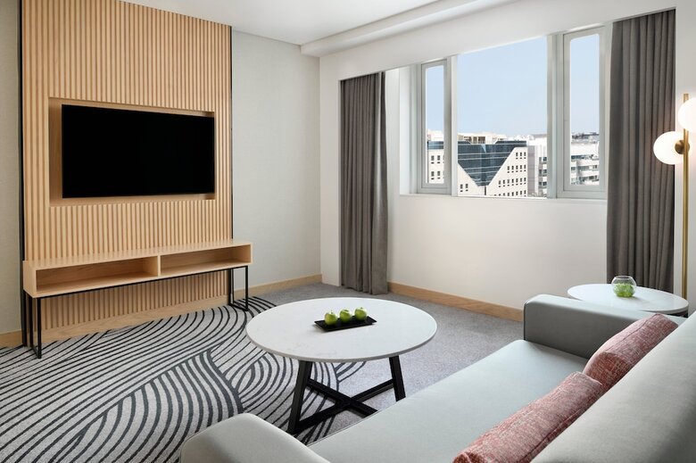 Hotel Crowne Plaza Dubai Jumeirah By Ihg