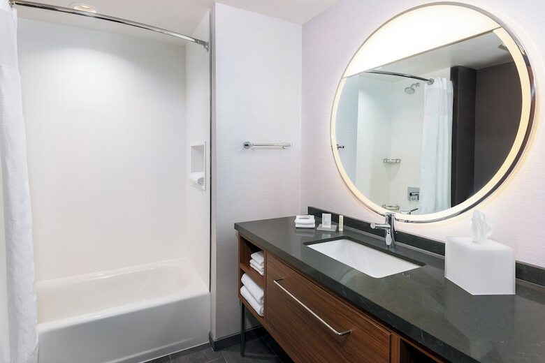 Hotel Courtyard By Marriott Atlanta Midtown