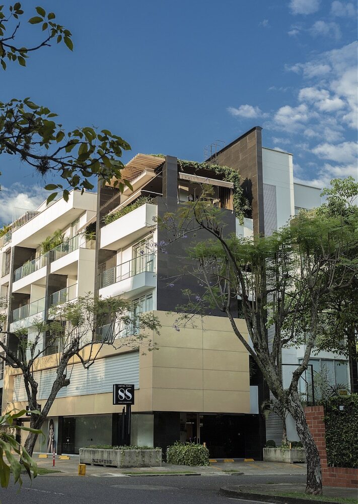 Hotel Park 85