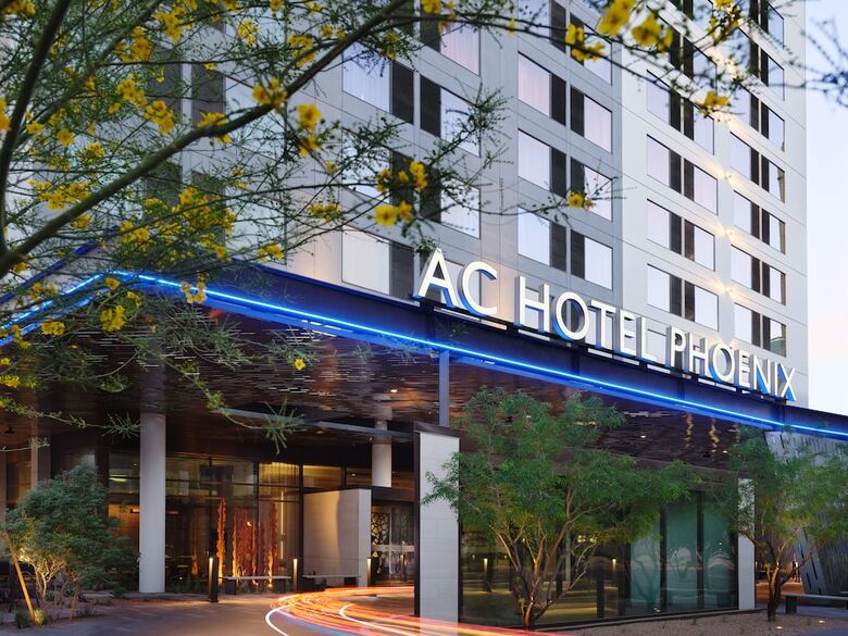 AC Hotel By Marriott Phoenix Downtown