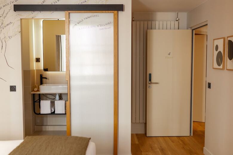 Hotel Tinah - Champs Elys�es