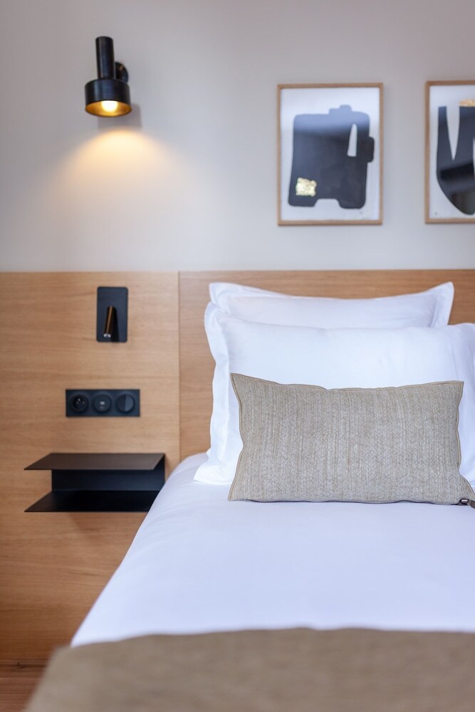 Hotel Tinah - Champs Elys�es