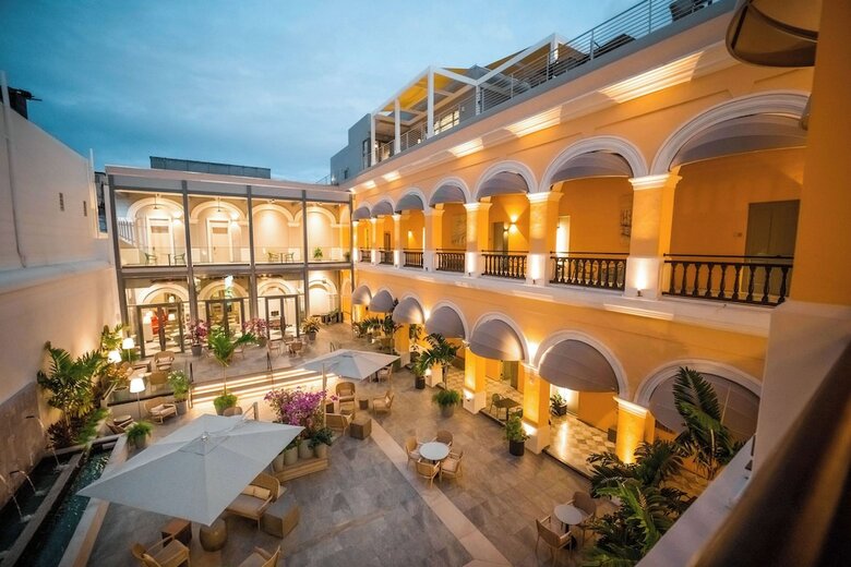 Hotel Palacio Provincial San Juan, Curio Collection By Hilton