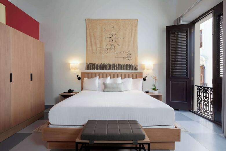 Hotel Palacio Provincial San Juan, Curio Collection By Hilton