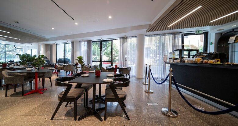 Anew Hotel Green Point