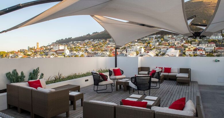 Anew Hotel Green Point