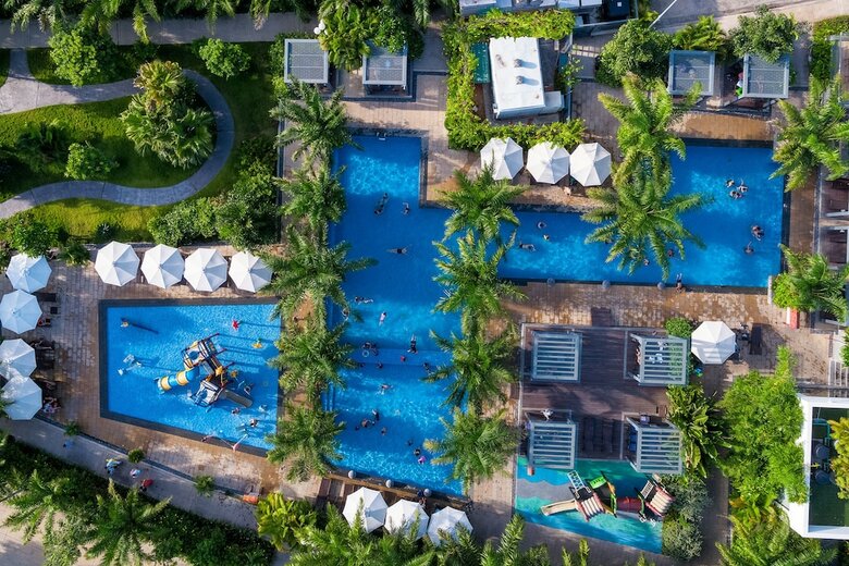 Hotel La Batisse Resort Halong