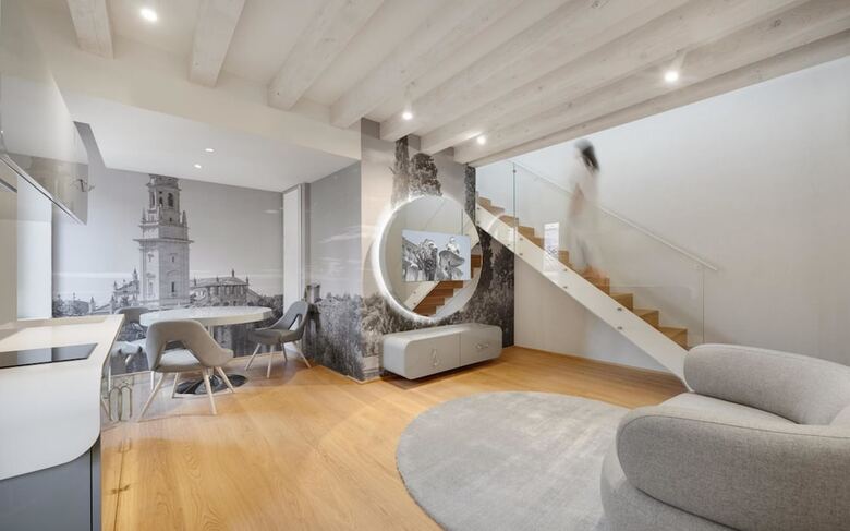 Lords Of Verona Luxury Apartments