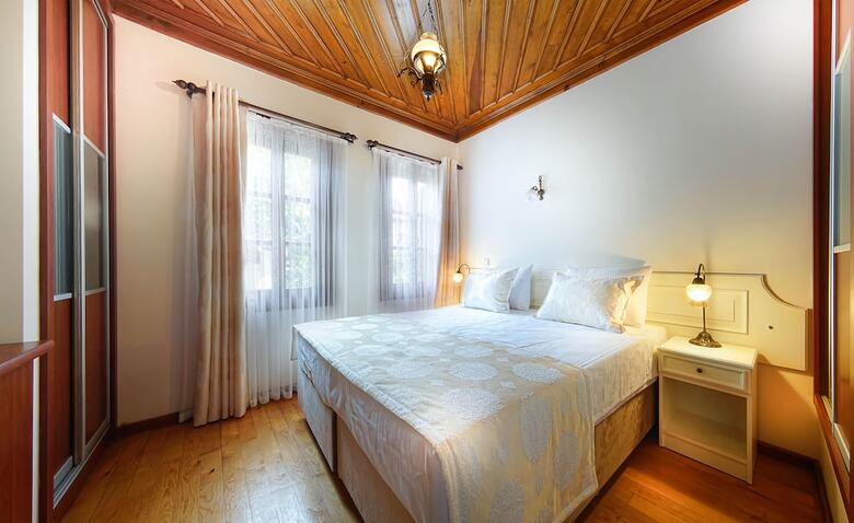 Minyon Hotel