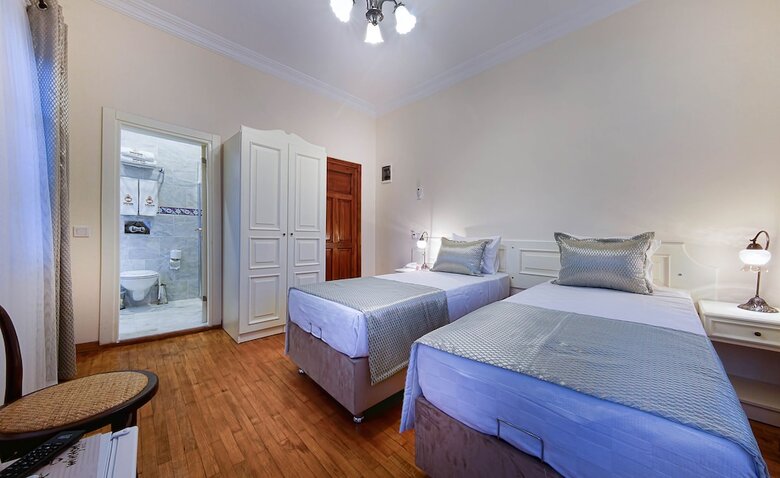 Minyon Hotel